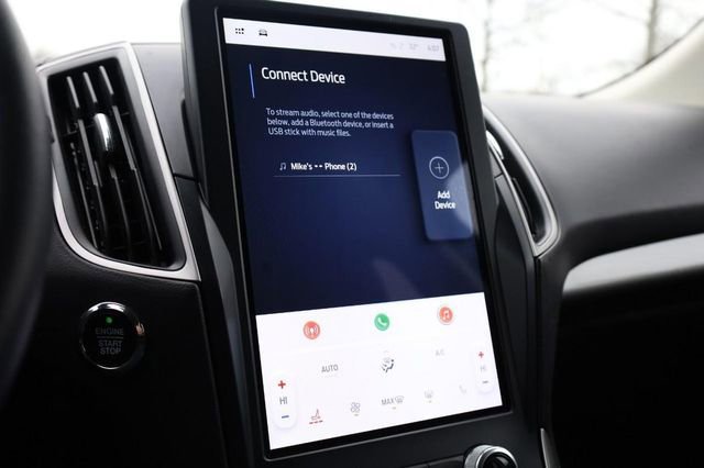 Certified 2024 Ford Edge SEL image 12