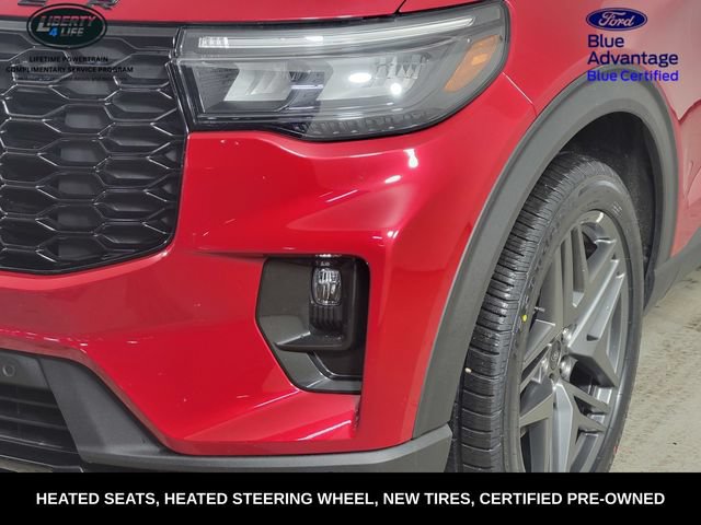 Certified 2025 Ford Explorer ST-Line w/ Premium Package AWD/4WD image 9