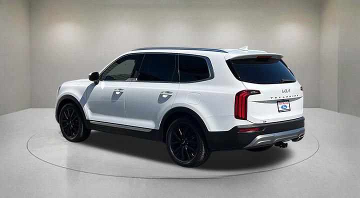 Used 2022 Kia Telluride SX image 3