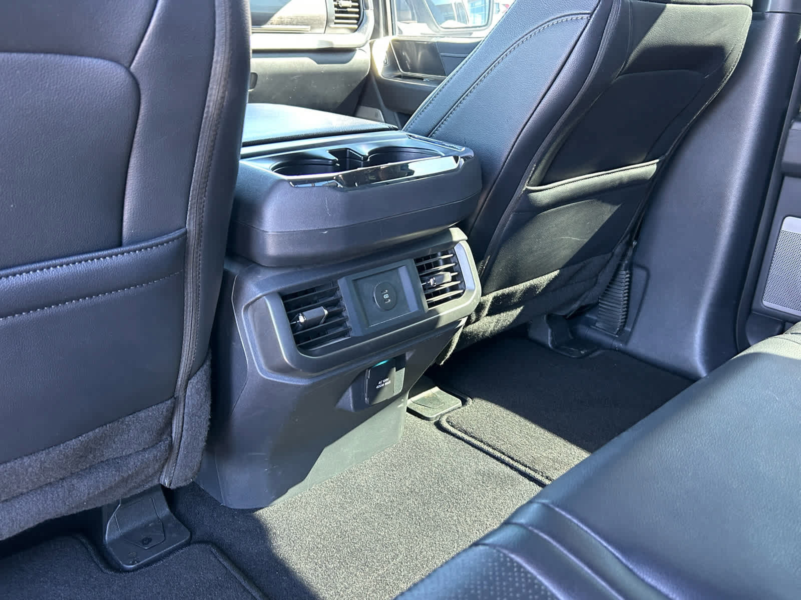 Certified 2025 Ford F150 Lariat image 38