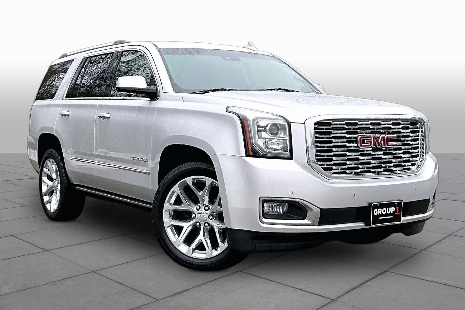 Used 2019 GMC Yukon Denali w/ Denali Ultimate Package AWD/4WD image 3