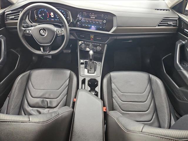 Used 2021 Volkswagen Jetta SEL Premium image 19