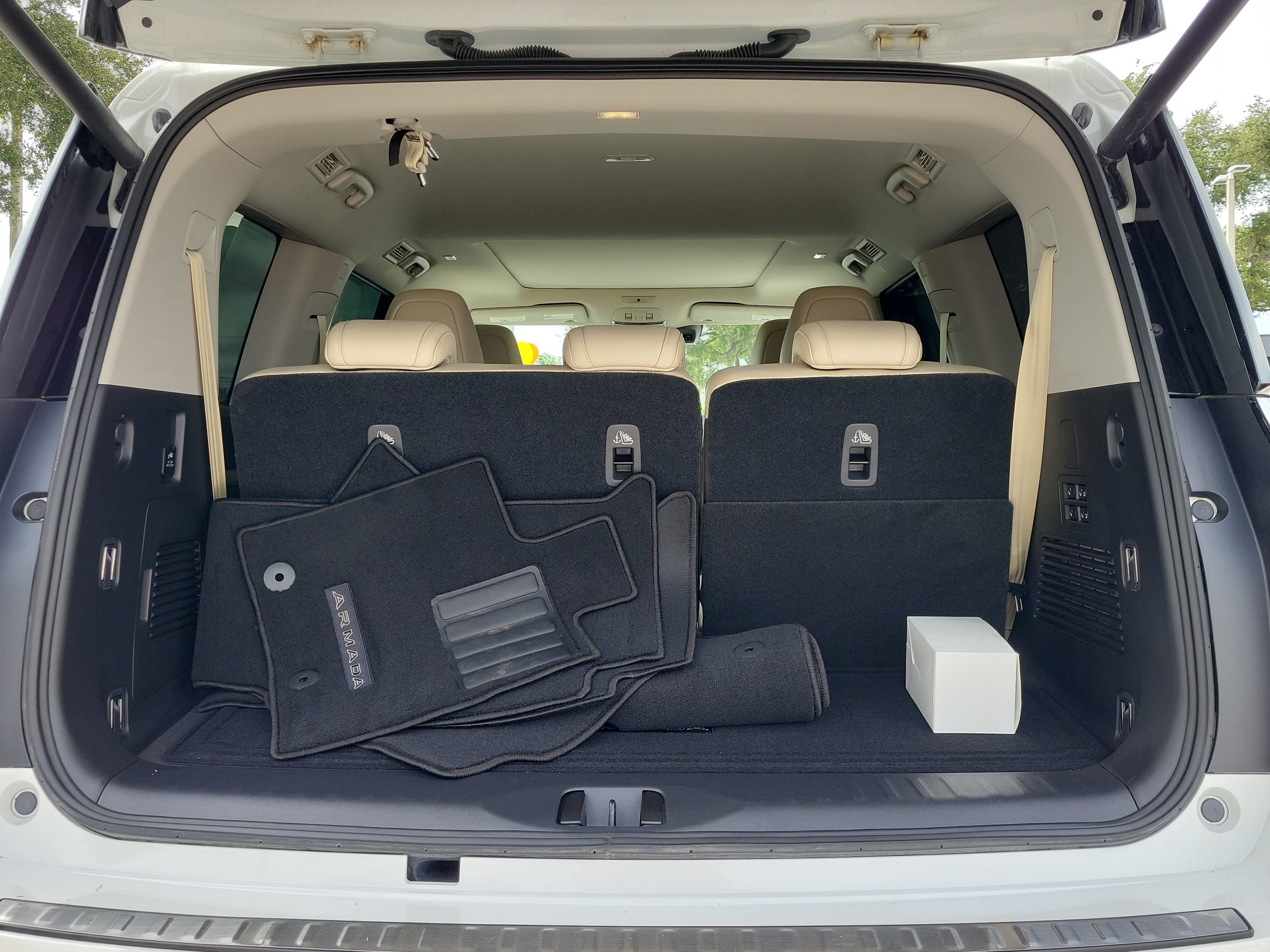Used 2026 Nissan Armada Platinum w/ Convenience Package RWD image 10