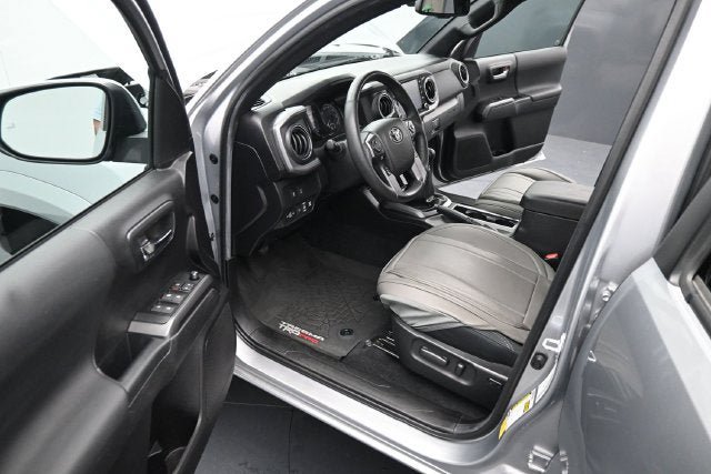 Used 2023 Toyota Tacoma TRD Sport w/ Advanced Technology Package AWD/4WD image 17