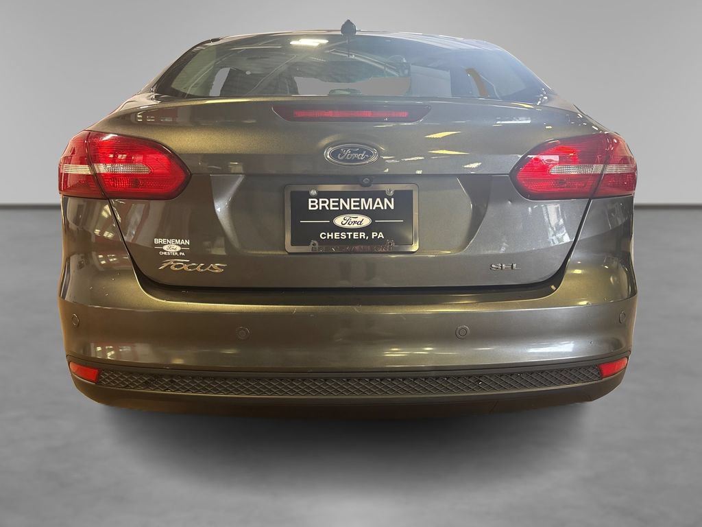 Certified 2018 Ford Focus SEL FWD image 16