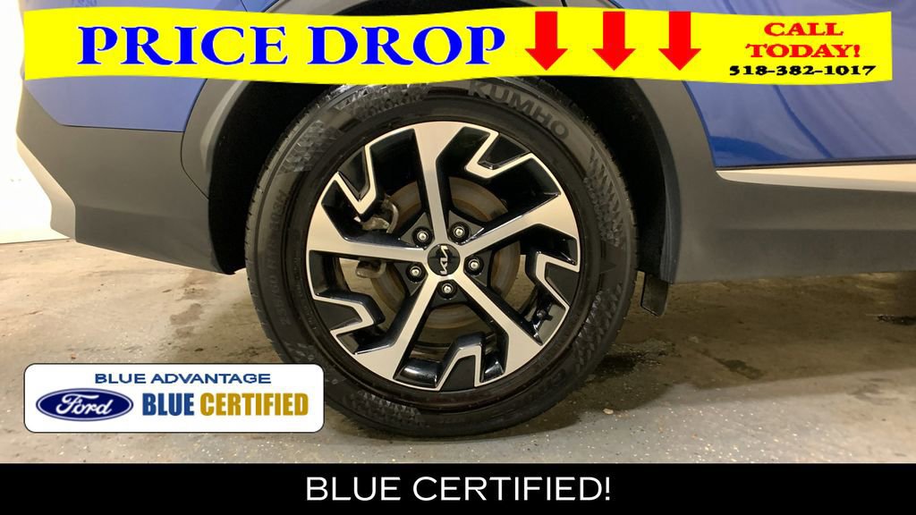 Used 2025 Kia Sportage EX AWD/4WD image 16