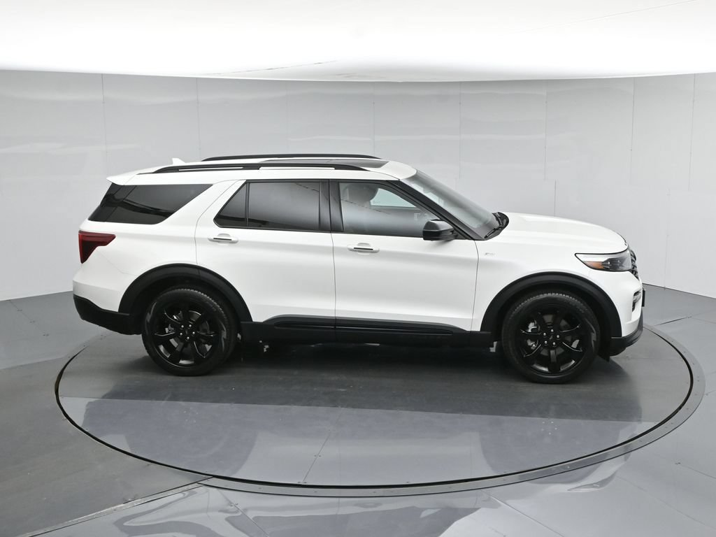 Certified 2023 Ford Explorer ST-Line w/ Class IV Trailer Tow Package RWD image 56