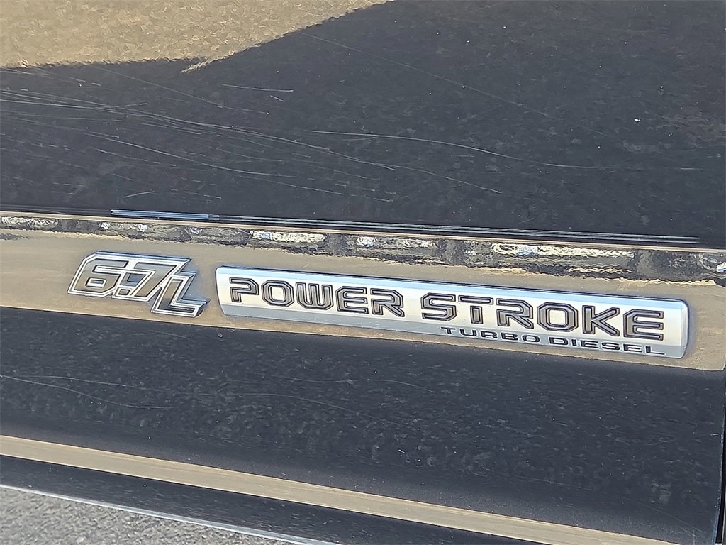 Certified 2021 Ford F250 Platinum w/ FX4 Off-Road Package image 12