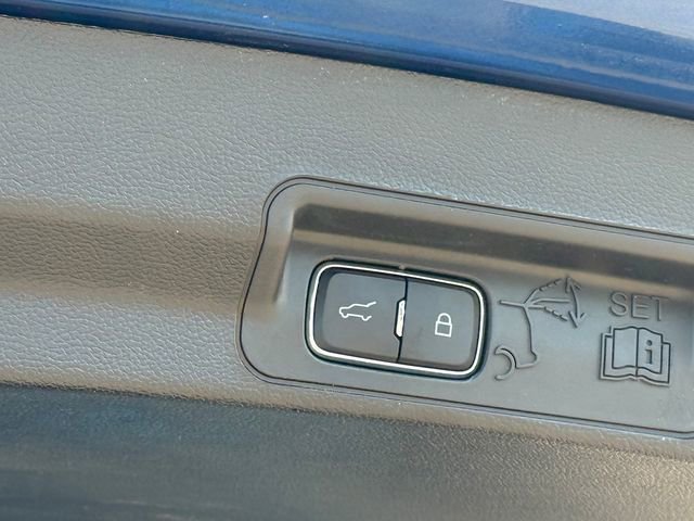 Certified 2023 Ford Explorer XLT w/ Equipment Group 202A AWD/4WD image 28