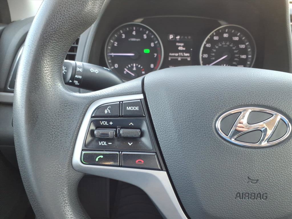 Used 2018 Hyundai Elantra SEL w/ Winter Weather Package image 15