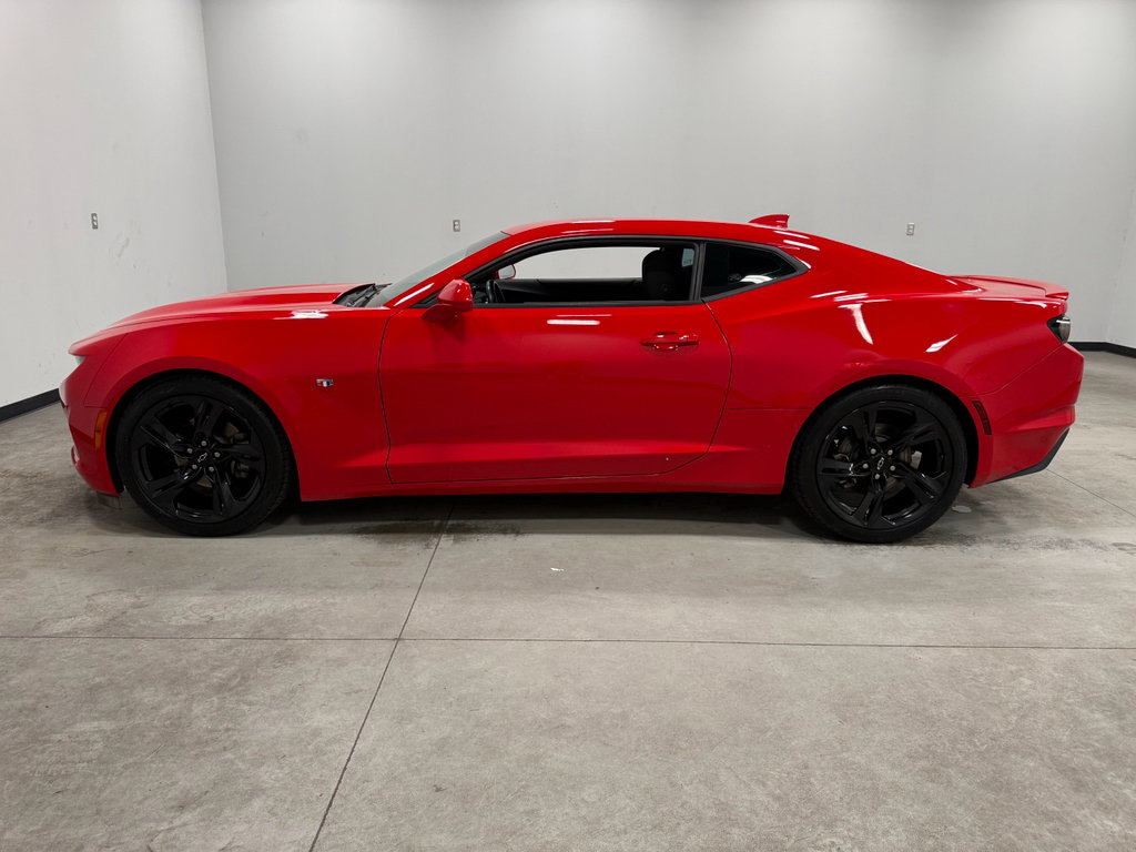 Used 2020 Chevrolet Camaro LT w/ RS Package image 5
