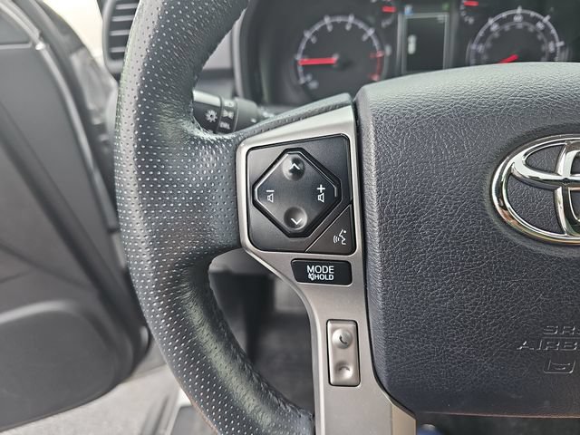 Used 2023 Toyota 4Runner SR5 Premium w/ Moonroof Package RWD image 19