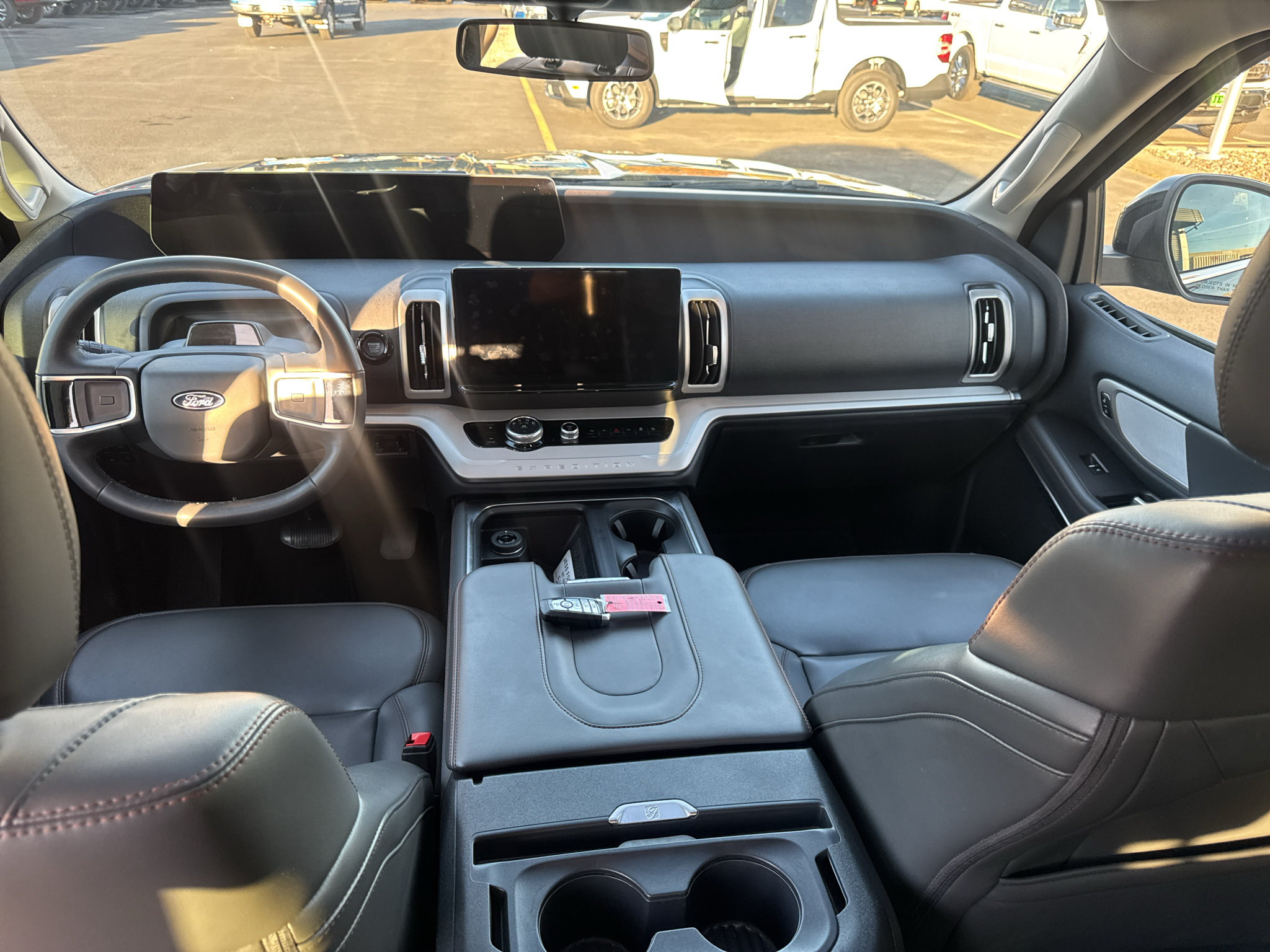 Certified 2025 Ford Expedition Active AWD/4WD image 16
