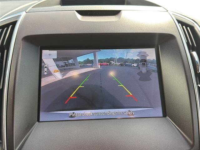 Certified 2020 Ford Edge Titanium w/ Equipment Group 301A AWD/4WD image 34