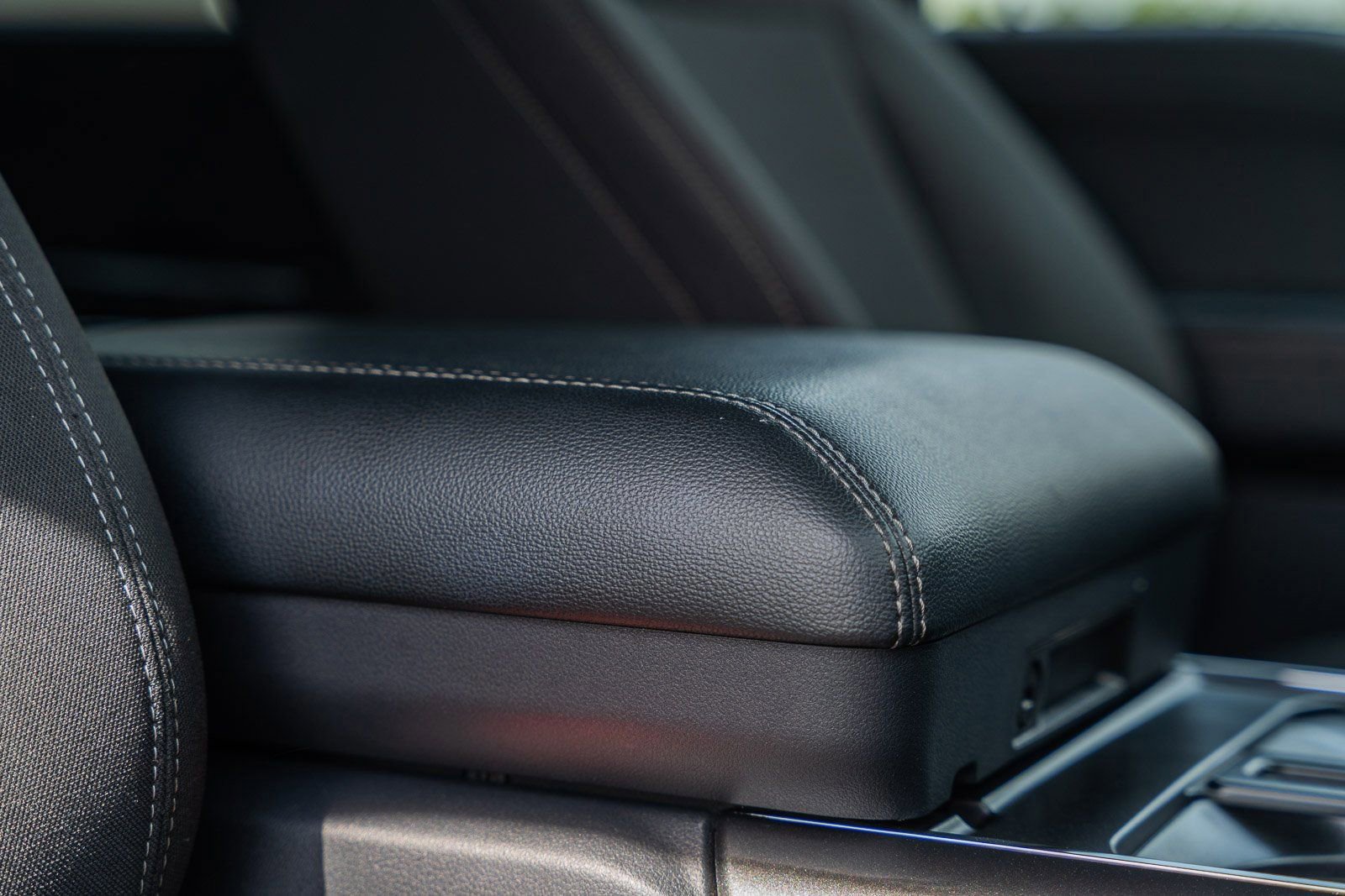 Certified 2023 Ford F150 XLT w/ Equipment Group 302A High image 11