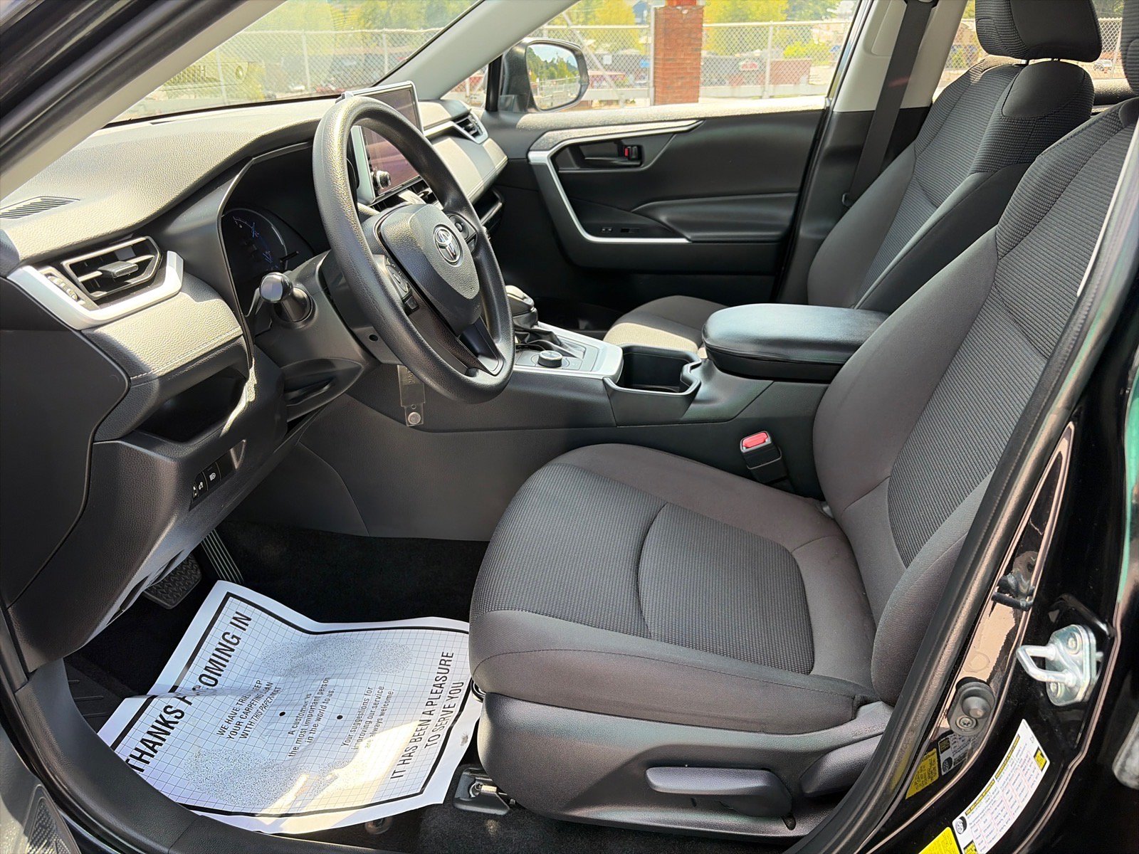 Used 2024 Toyota RAV4 LE AWD/4WD image 18