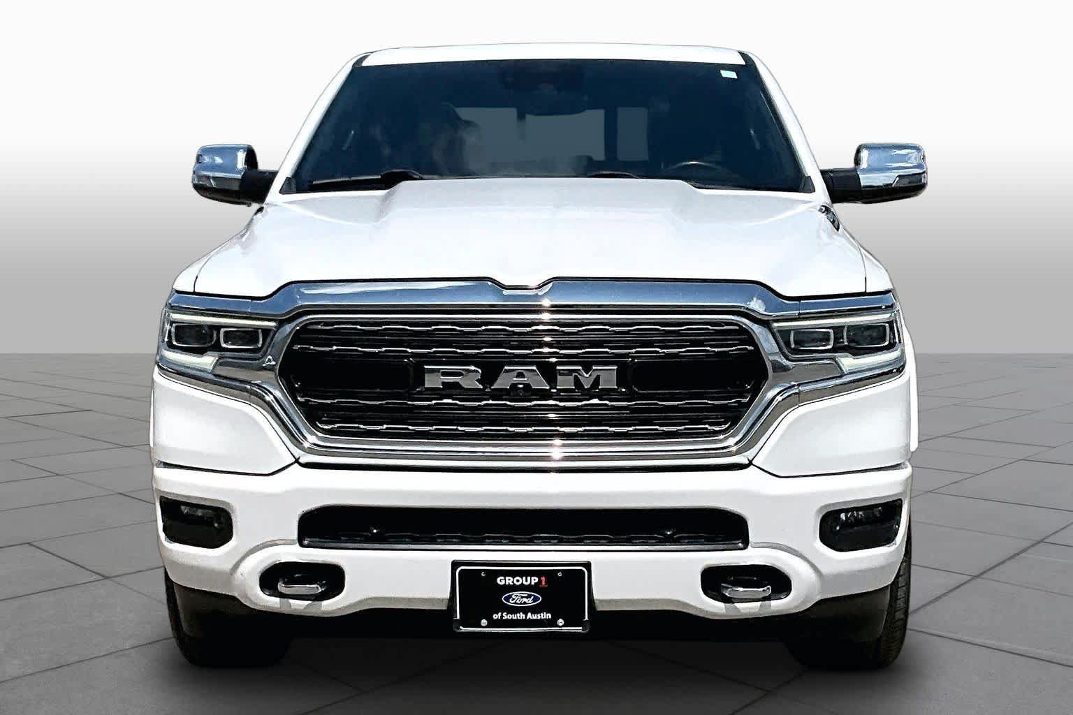 Used 2023 RAM 1500 Limited w/ Body Color Bumper Group AWD/4WD image 4