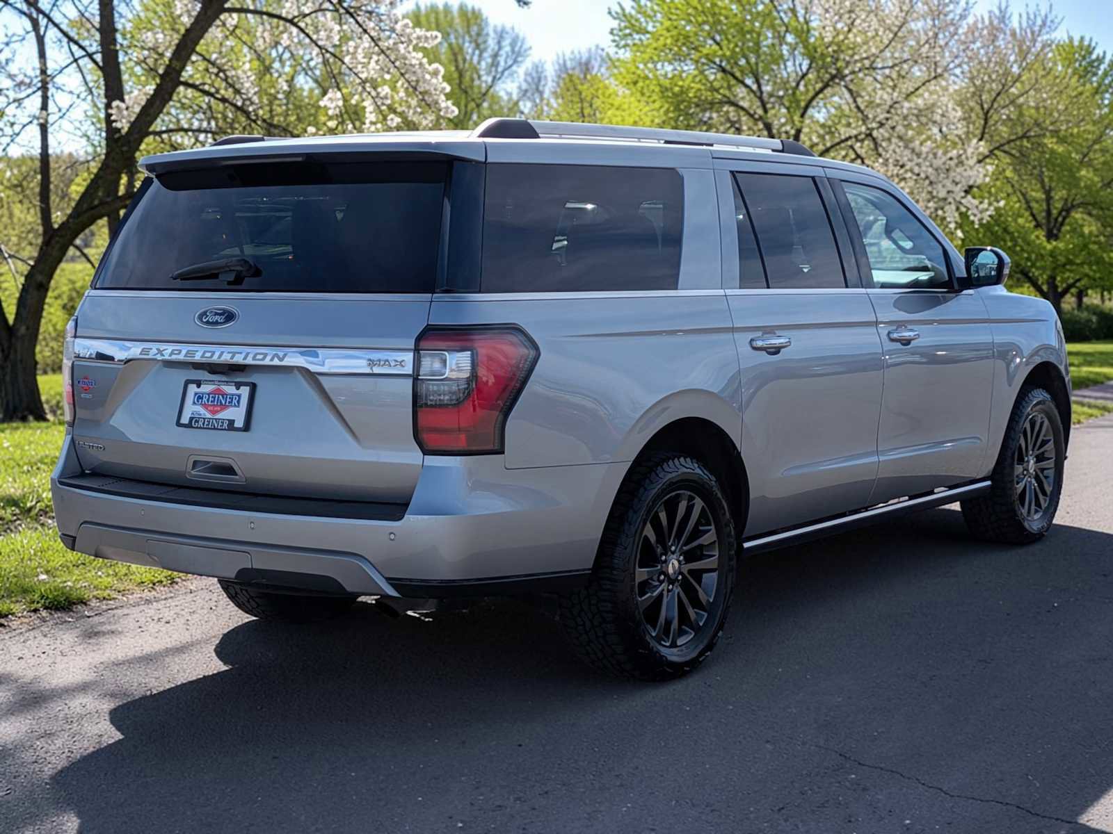 Certified 2020 Ford Expedition Max Limited image 4