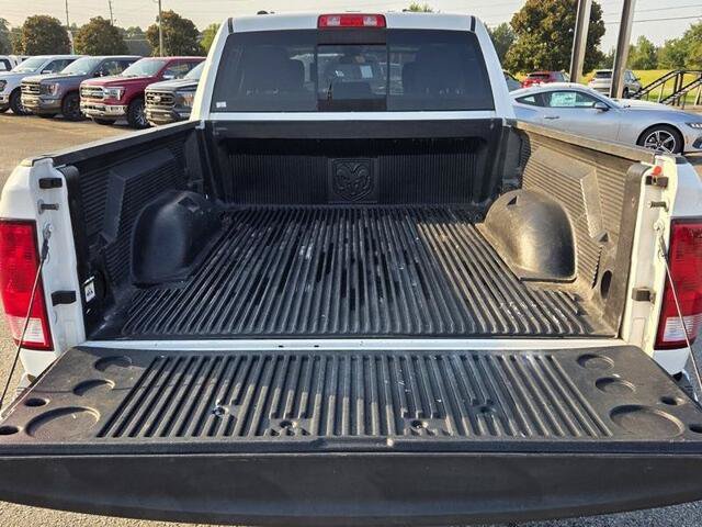 Used 2019 RAM 1500 Classic SLT AWD/4WD image 27