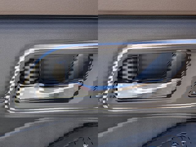 Used 2021 Nissan Rogue SL w/ Premium Package image 15