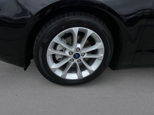 Certified 2020 Ford Fusion SE FWD image 9