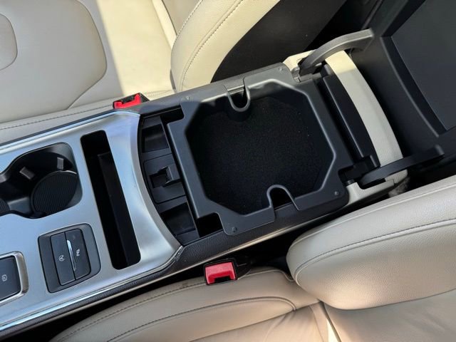 Certified 2022 Ford Edge Titanium AWD/4WD image 19