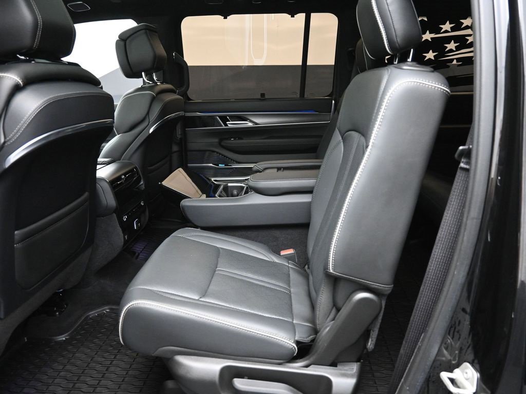 Used 2023 Jeep Grand Wagoneer Series II w/ Quick Order Packagew 28T image 28