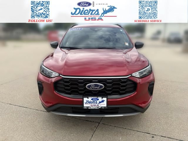 Certified 2025 Ford Escape ST-Line w/ Tech Pack #1 AWD/4WD image 10