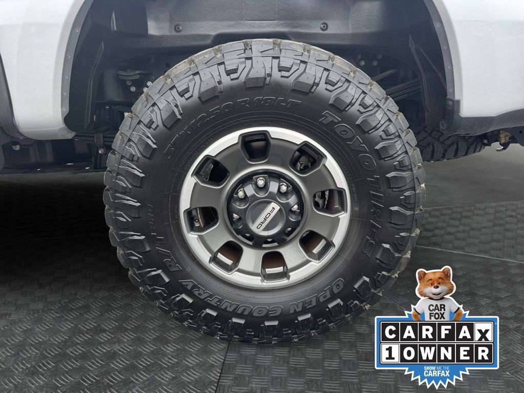 Certified 2023 Ford F250 Lariat w/ Lariat Ultimate Package AWD/4WD image 17