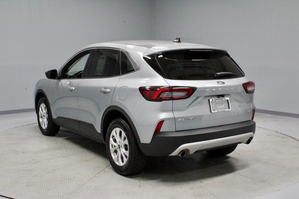 Certified 2023 Ford Escape Active image 3