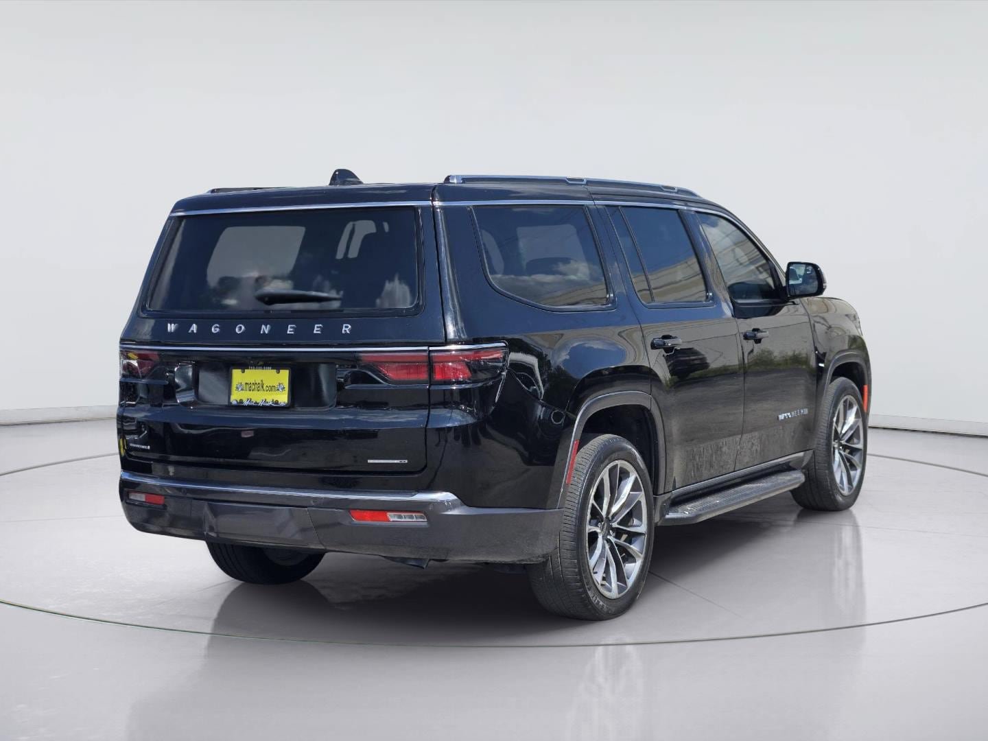 Used 2022 Jeep Wagoneer Series II w/ Premium Group I AWD/4WD image 8