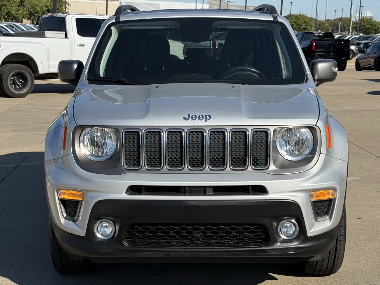 Used 2019 Jeep Renegade Limited AWD/4WD image 7
