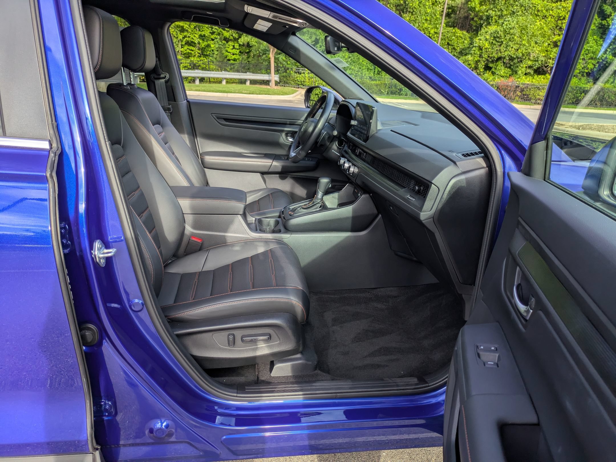 Used 2025 Honda CR-V Sport-L image 39