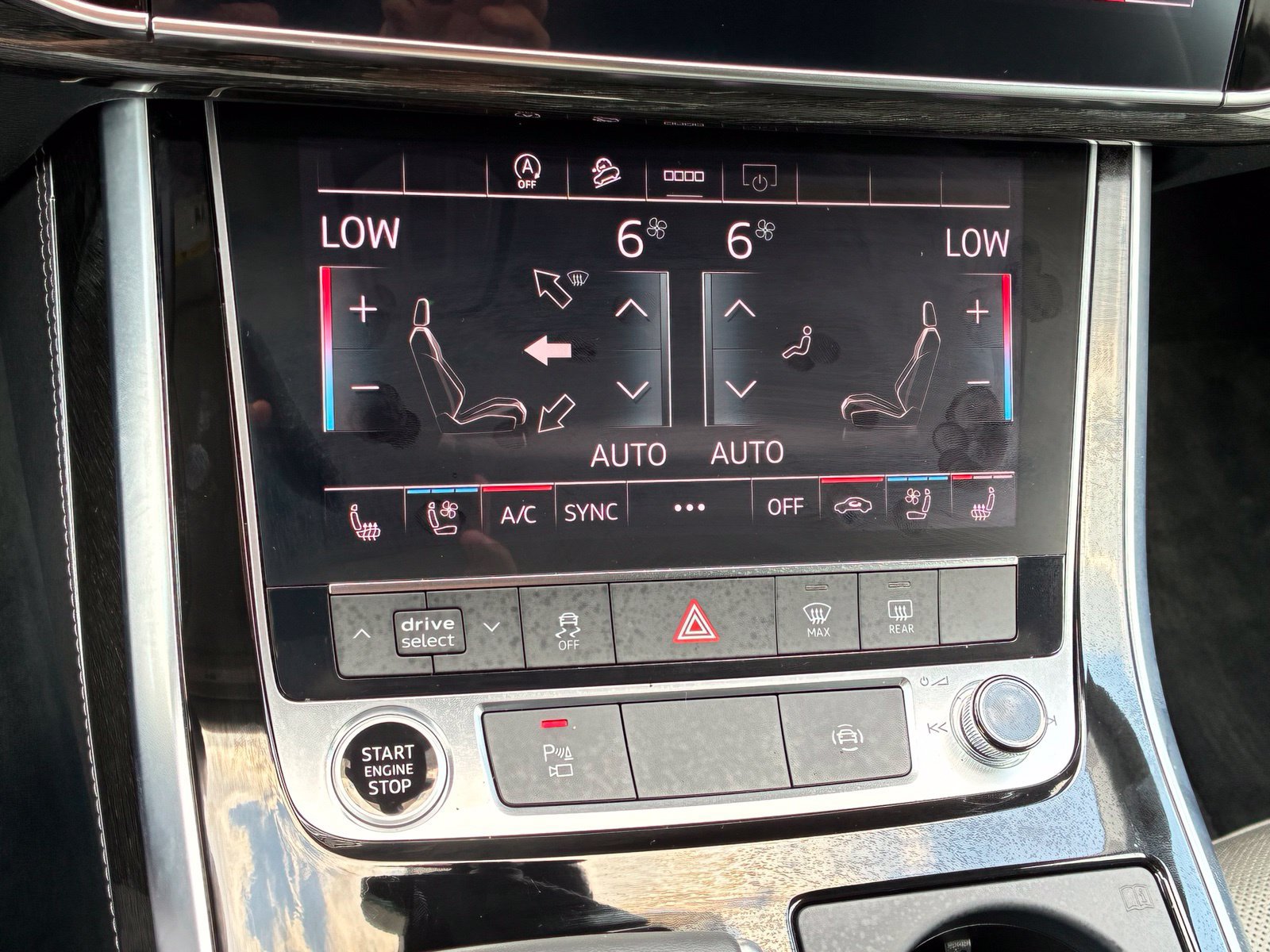 Used 2025 Audi Q8 Premium Plus AWD/4WD image 26