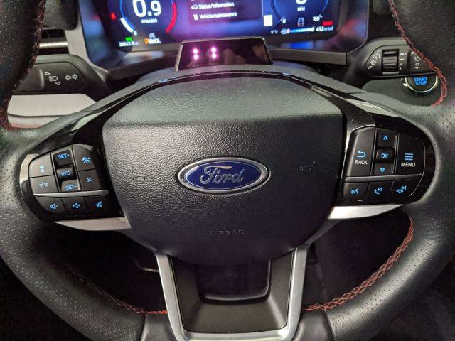 Certified 2025 Ford Explorer ST-Line w/ ST-Line Street Pack image 18