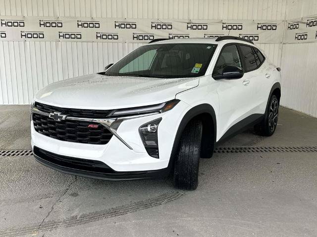 Used 2025 Chevrolet Trax RS w/ Sunroof Package FWD image 4