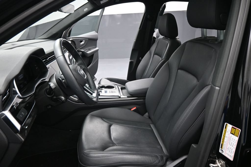 Used 2022 Audi Q7 3.0T Premium Plus w/ Premium Plus Package AWD/4WD image 9