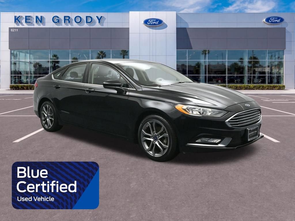 Certified 2017 Ford Fusion SE w/ Equipment Group 201A FWD image 1