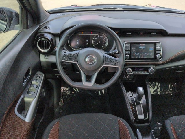 Used 2019 Nissan Kicks SR w/ Exterior Electronics Package FWD image 16