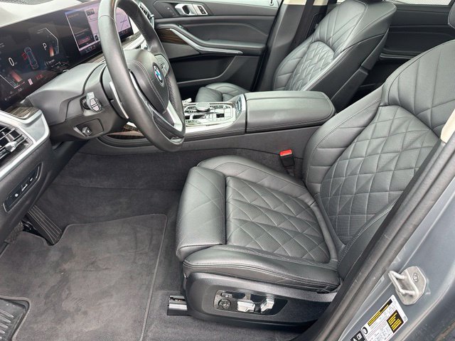 Used 2024 BMW X7 xDrive40i AWD/4WD image 41
