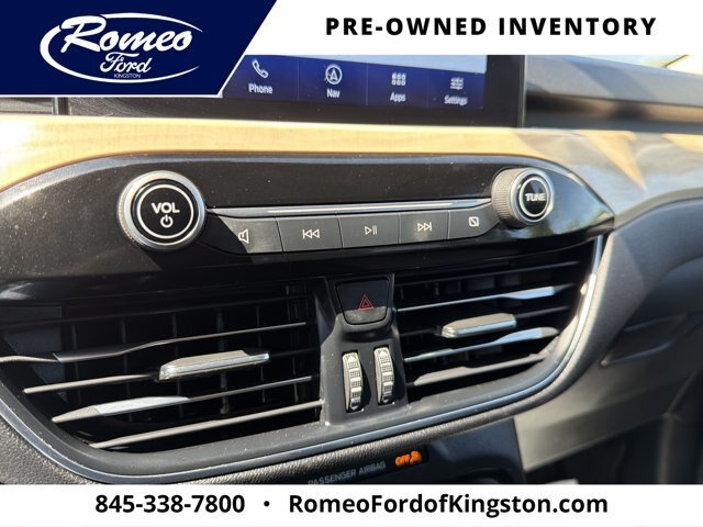 Certified 2021 Ford Escape Titanium w/ Titanium Elite Package AWD/4WD image 21