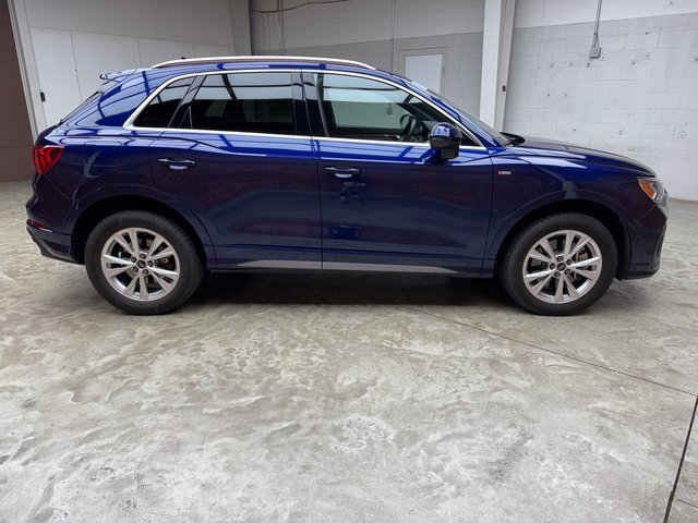 Used 2024 Audi Q3 2.0T Premium image 6