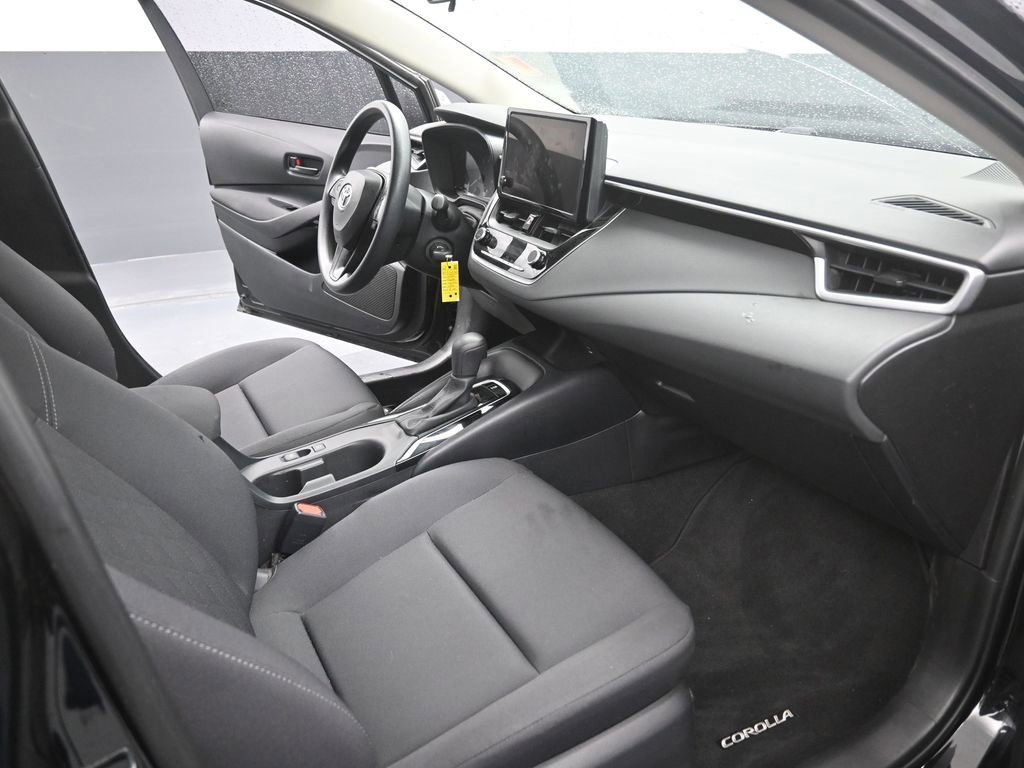 Used 2024 Toyota Corolla LE image 12