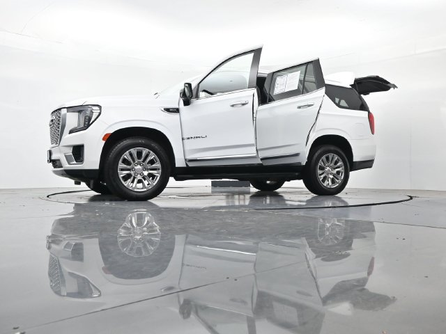 Used 2023 GMC Yukon Denali AWD/4WD image 61