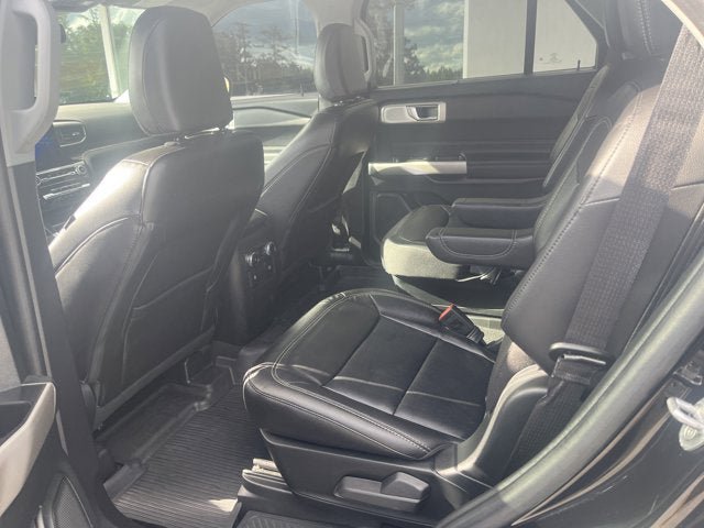 Certified 2023 Ford Explorer Limited w/ Limited Technology Package AWD/4WD image 12