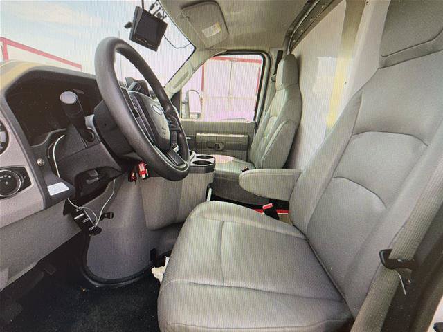 Certified 2024 Ford E-350 and Econoline 350 Super Duty w/ Power Windows & Locks Group RWD image 8