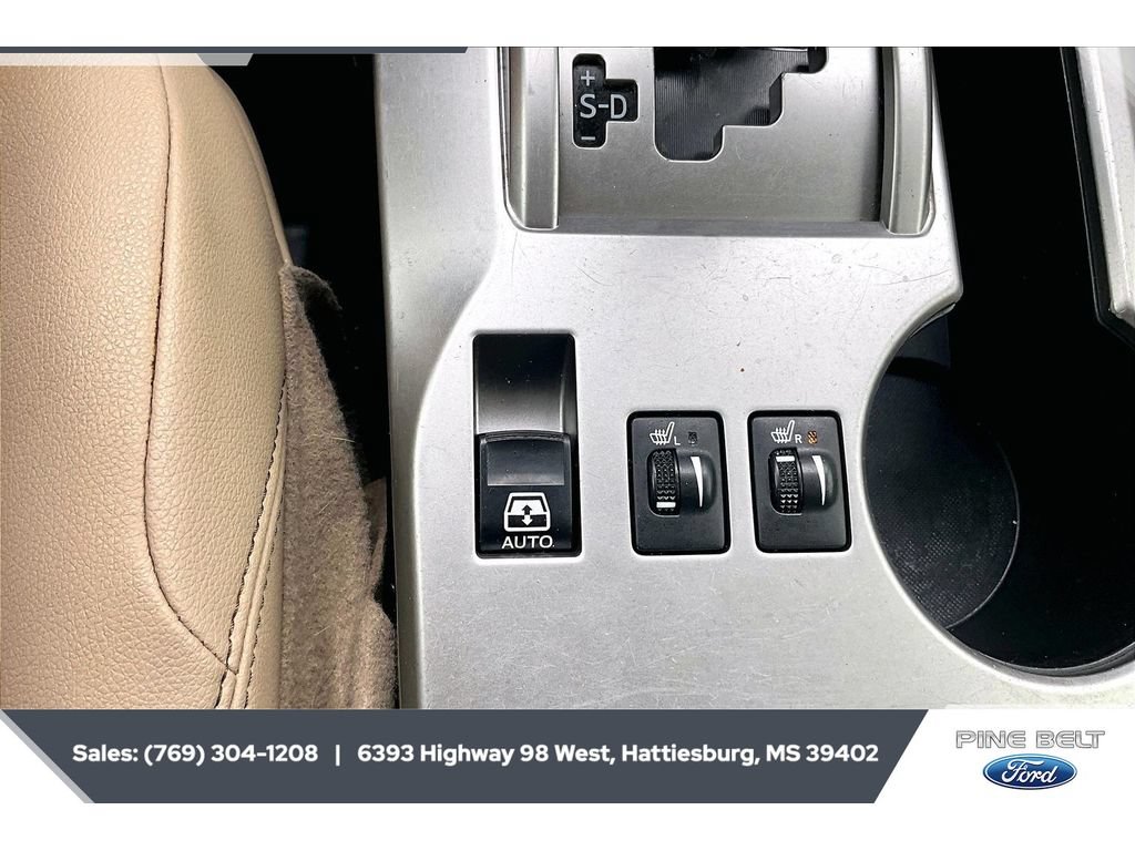 Used 2020 Toyota 4Runner SR5 Premium w/ Moonroof Package RWD image 23