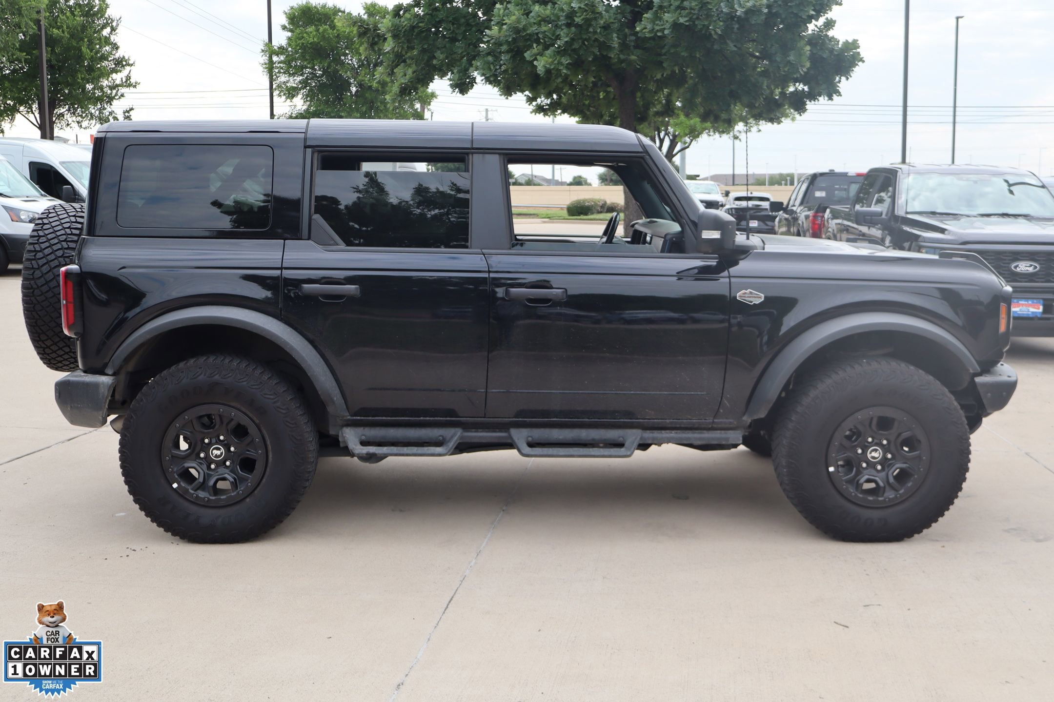 Certified 2024 Ford Bronco Wildtrak AWD/4WD image 2