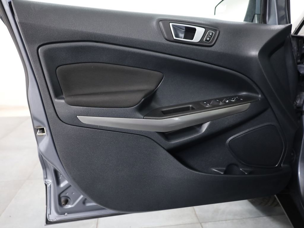 Certified 2018 Ford EcoSport SE w/ Interior Protection Package image 7