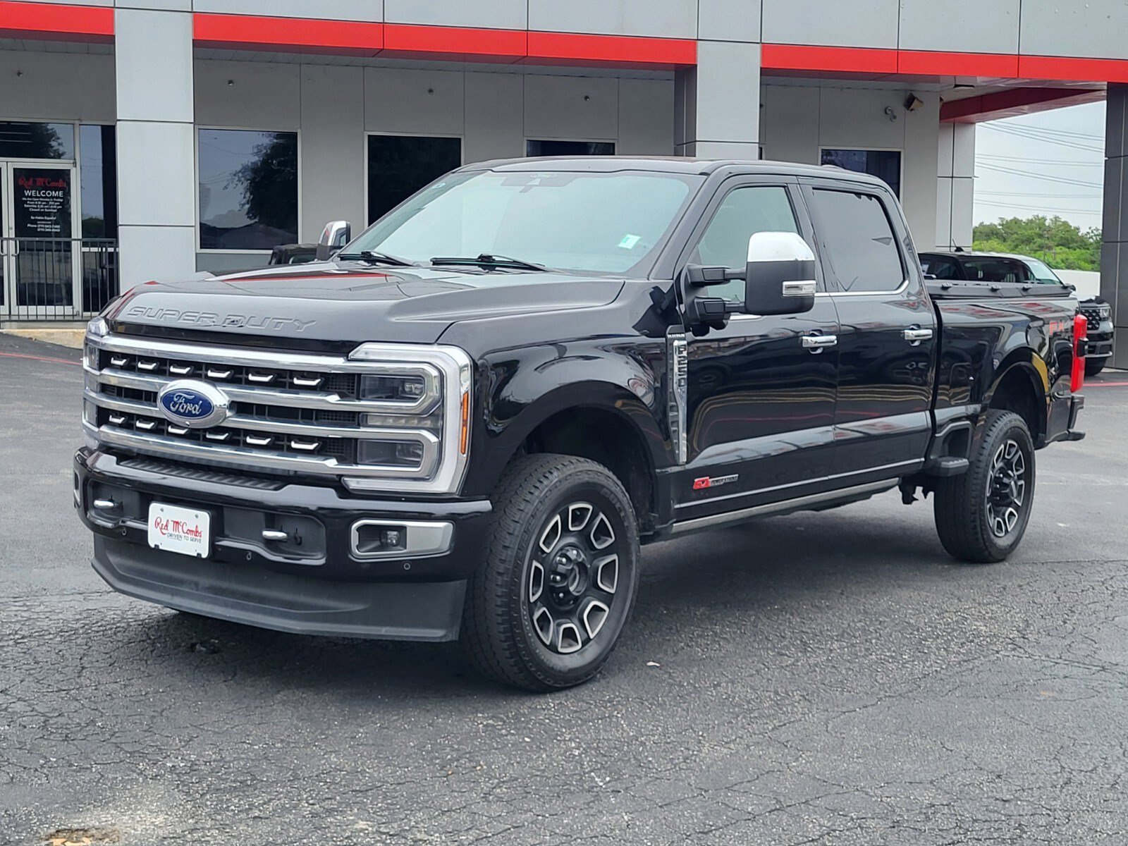 Certified 2024 Ford F250 Platinum AWD/4WD image 8